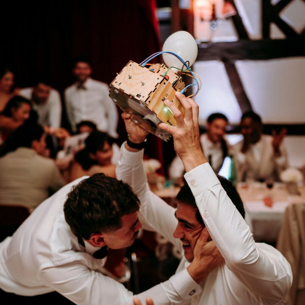 Deux joueurs heureux